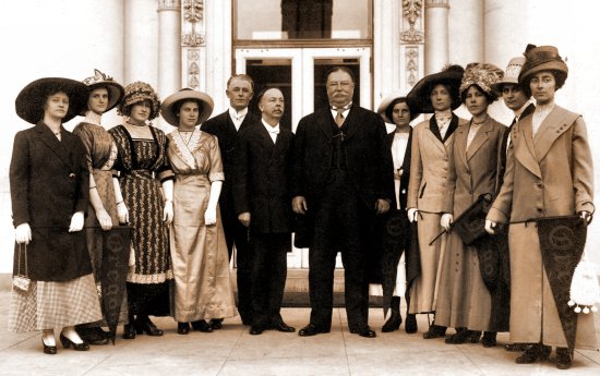 Oregon girls meet President Taft, courtesy of Marilynn